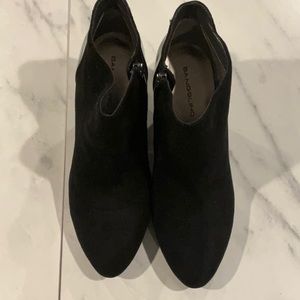 Bandolino Black Wedges Closed Toe